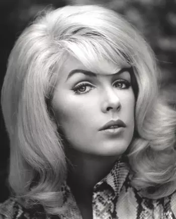 Stella Stevens