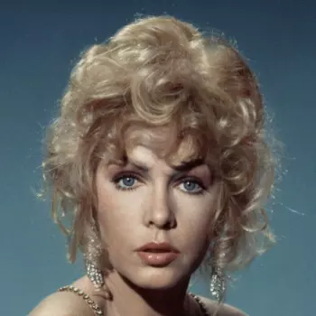 Stella Stevens