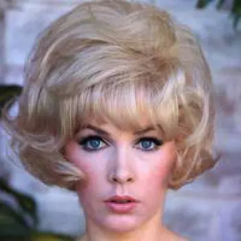 Stella Stevens